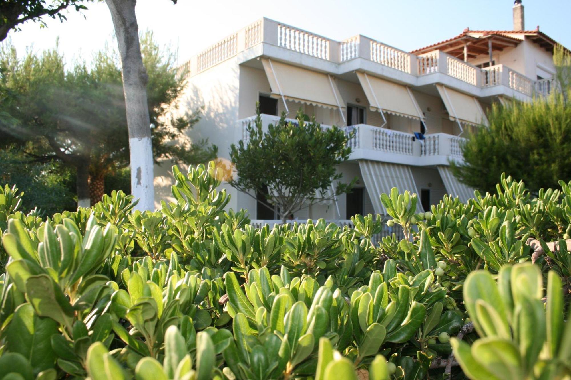 Posidonia Pension Amarynthos Exteriör bild